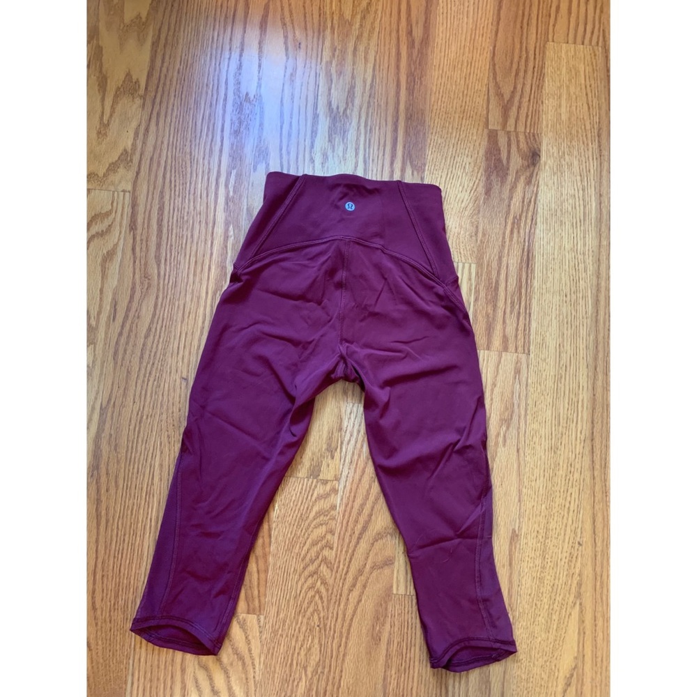 NWOT Lululemon Train Time Crop Legging Size 4